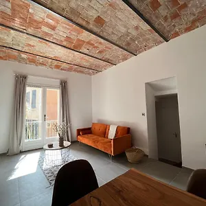 - Au Coeur Du Village Appartement